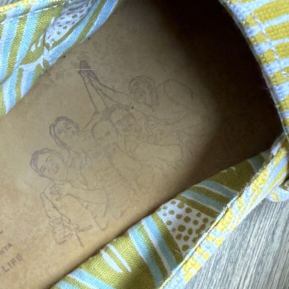 Ubuntu Life Shoes Women 8W Yellow Tropical Espadrille Flat Slip On Canvas - Picture 10 of 14